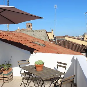 Giorgetta 2-3 Piano Apartment